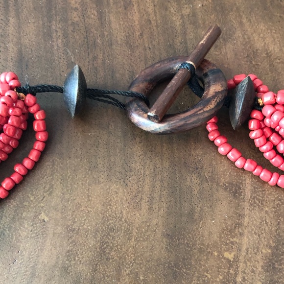 Native American Chief gorgeous necklace with coral colored beads & chief profile - Picture 8 of 11